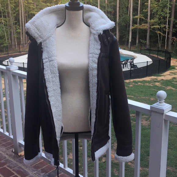 Other - 🛑sold🛑Men’s Fleece lined winter coat - Medium